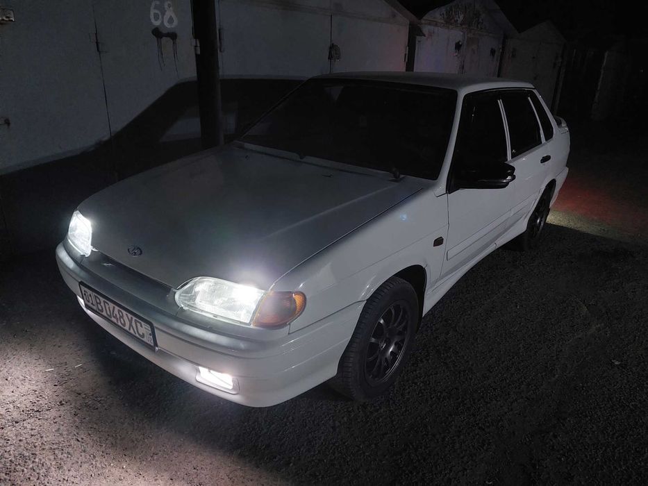 Ваз 2115 в отличном состоянии.