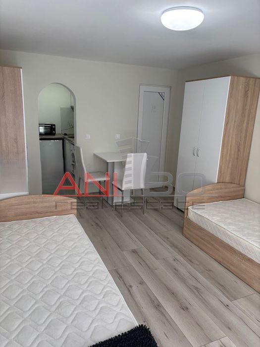 Продава се Едностаен апартамент в Варна, Бриз - 20 кв.м за 2168 €/кв.м - Снимка #3