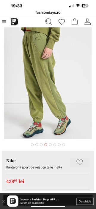 Pantaloni raiat Nike M si L