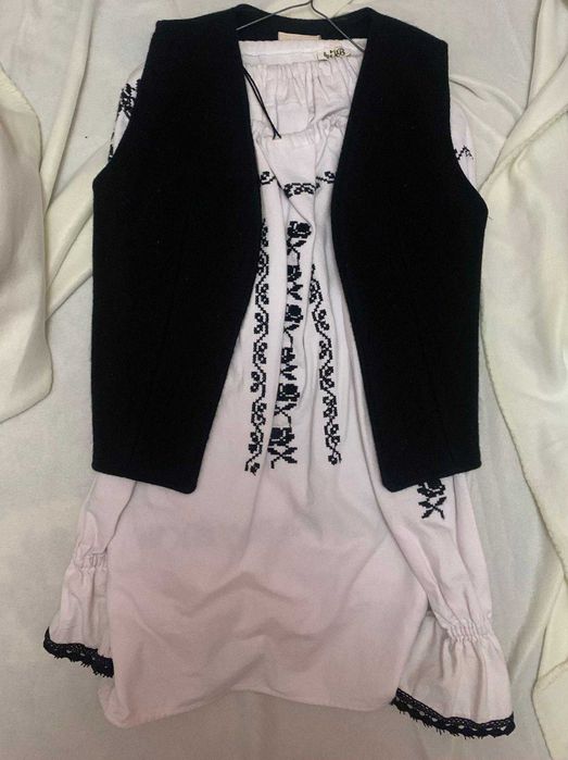 Costum popular complet toate piesele