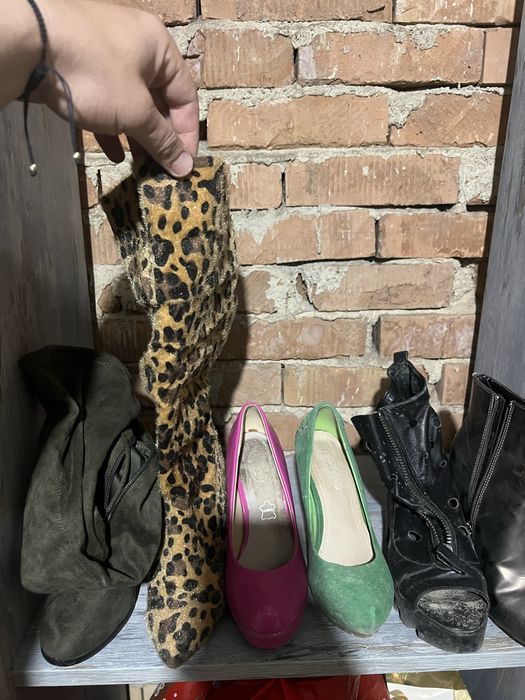 6 чифта дамски обувки за 20 лв