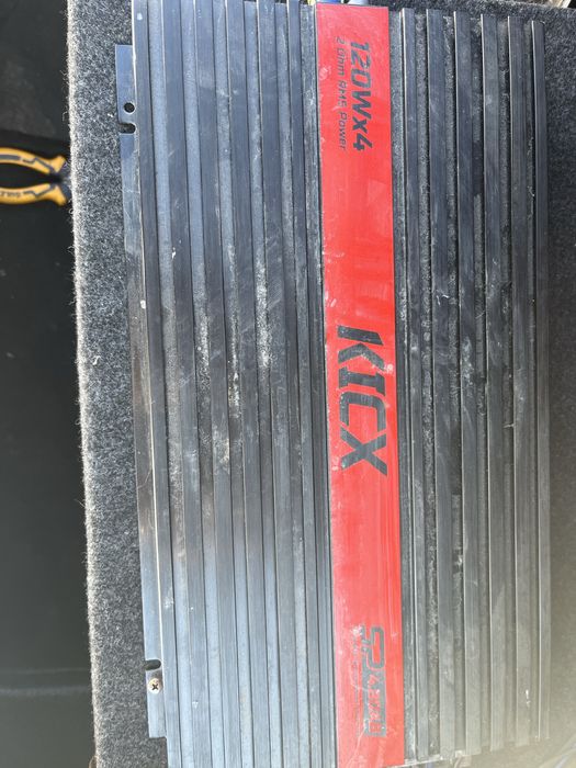 Продам сабуфер в идиальном состояний