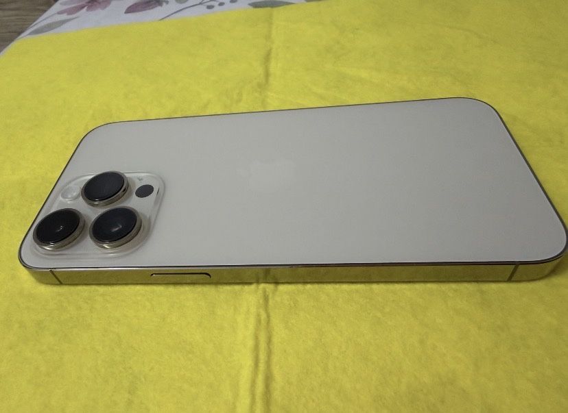 Se vinde Iphon 14 pro max