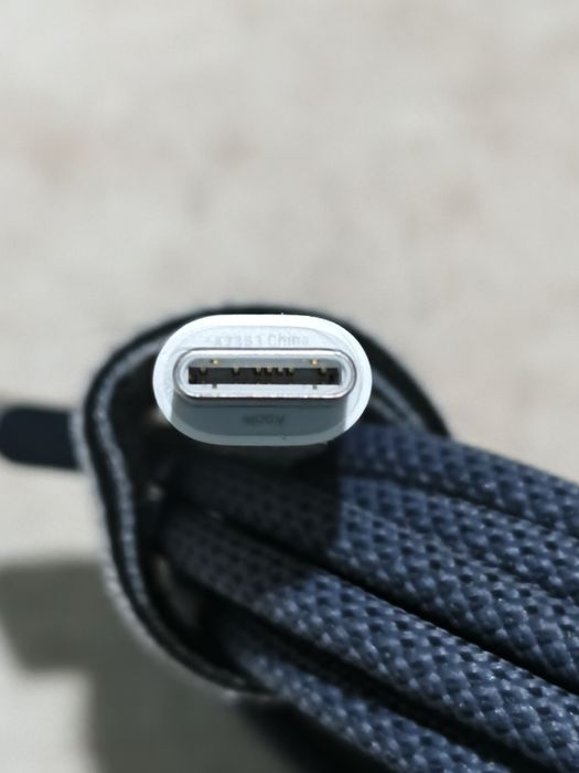 Кабель Apple USB-C to MagSafe 3 Cable (2 м)