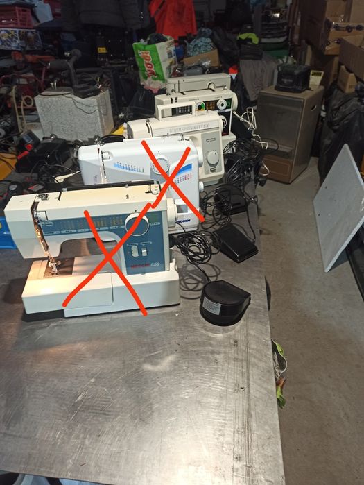 Mașini de cusut  ca in poze