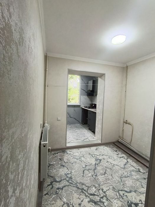 1 хонали квартира ижарага берилади.Новза метро