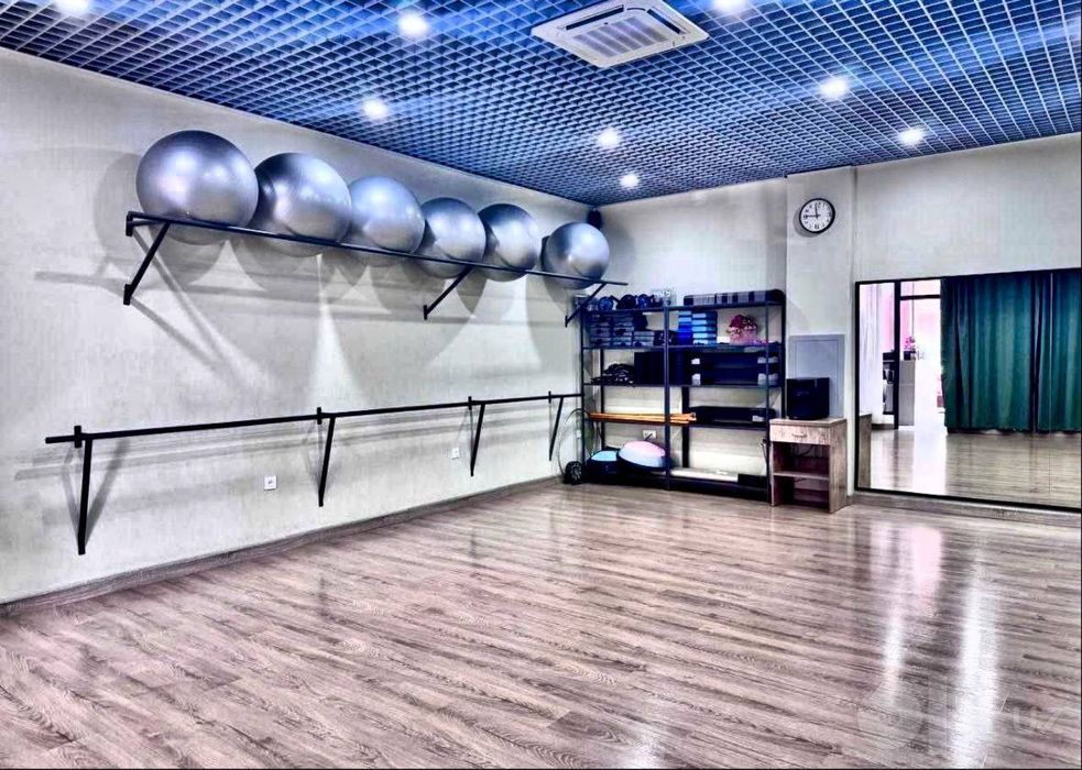 Продаю Нежилой Ор-р ЖК New life улица Махтумкули 225м2