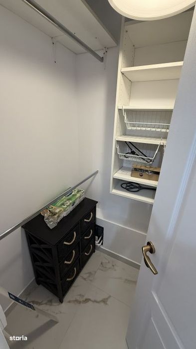 Ap renovat cu 2 camere+dressing| parcare - cart Buna Ziua