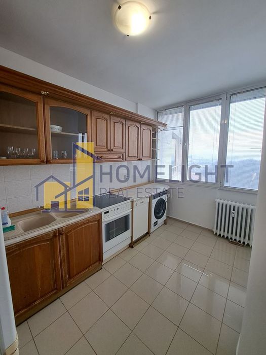 Дава се под наем Двустаен апартамент в София, Изток - 75 кв.м за 598.23 € - Снимка #2