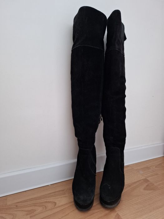 Замшеевые сапоги