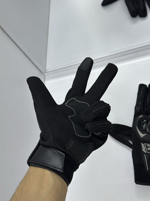 yangi shlem sotaman, motoperchatka qo’shib beraman shlem osela