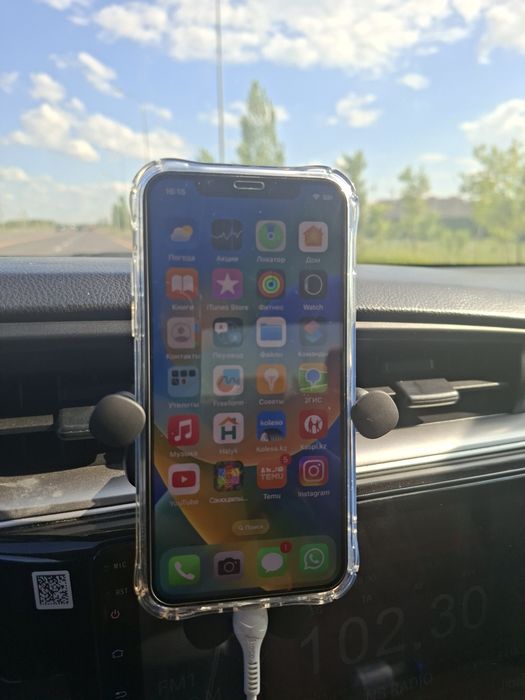 Продам Айфон х 64гб
