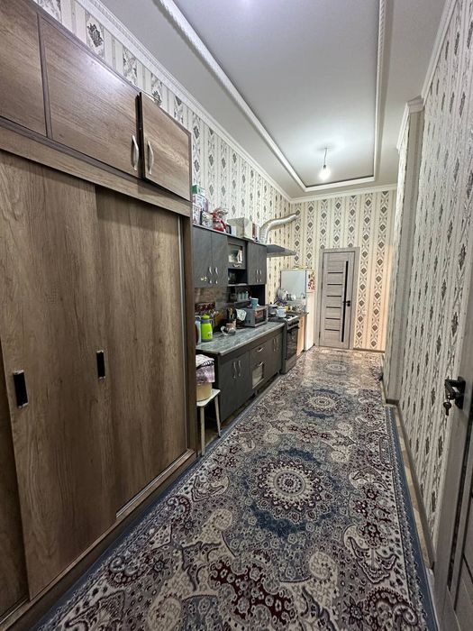 Продам 3-комнатный квартиру в телеграфе на 2- этаже