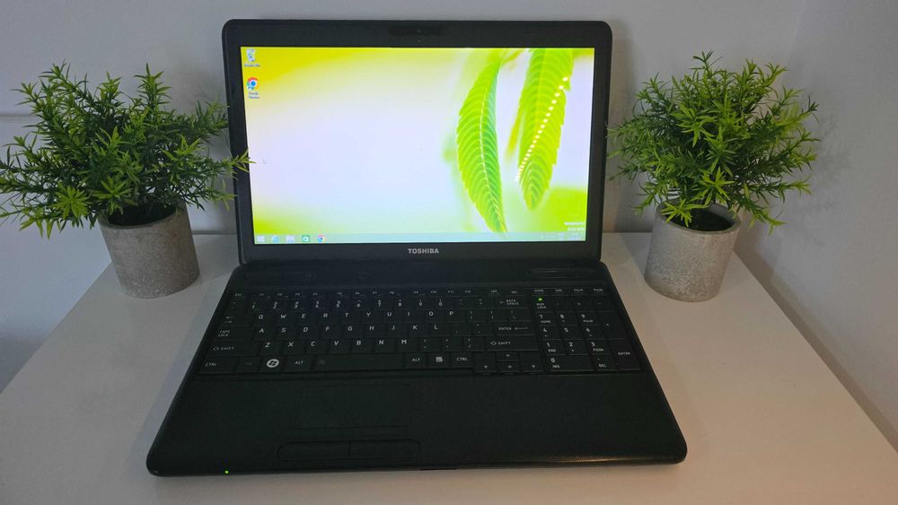 Laptop Toshiba Satelitte C660-2QW