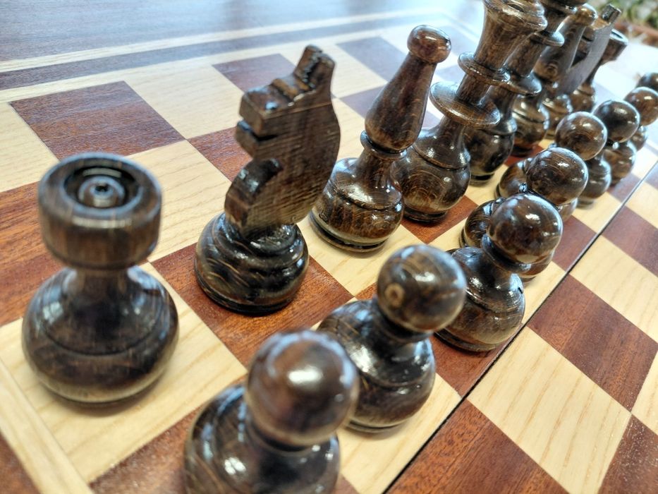 Фигури за шах  - нови, стандартен размер