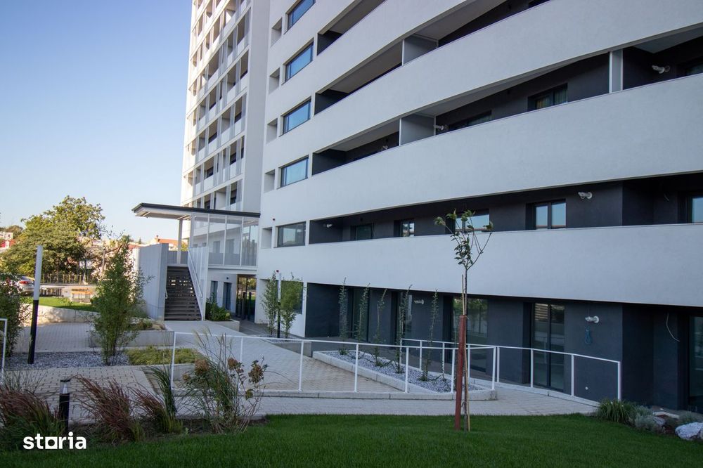 Spatii comerciale Avanera Suceava, zona centrala, 2.600 euro/mp + TVA