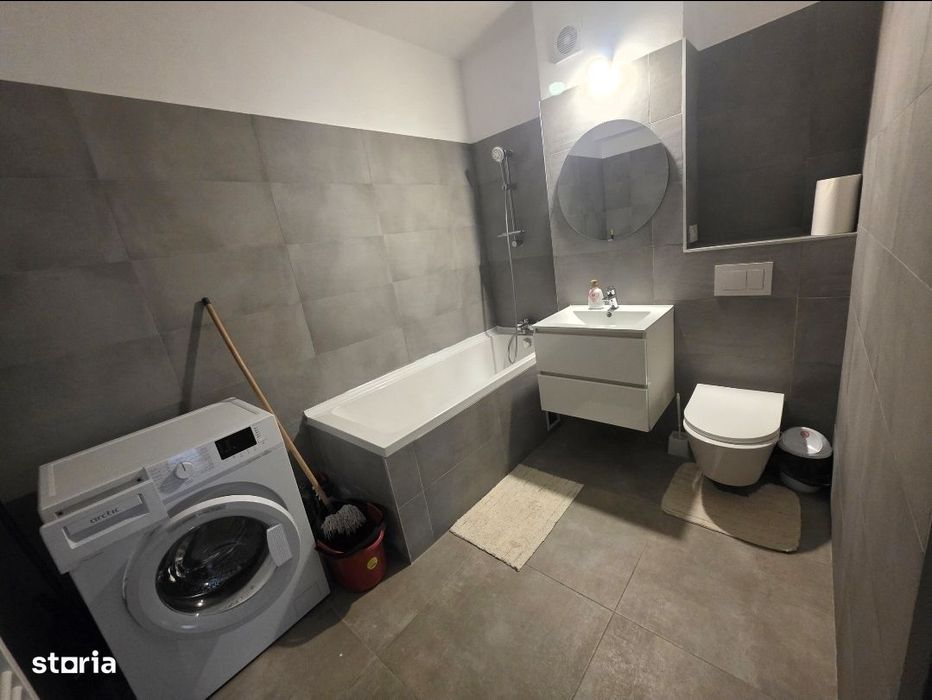 Inchiriez 2 camere open space Soho Residence Tractorul-Triaj