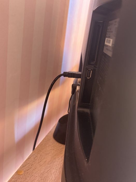 LG телевизор 27”