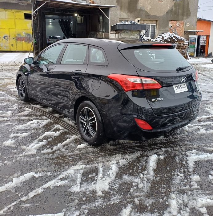 Hyundai i30 cw 1.6 blue crdi evro 5