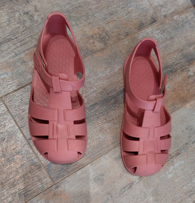 Боси Детски Сандали Igor - Nemo Solid Terracota, номер 31