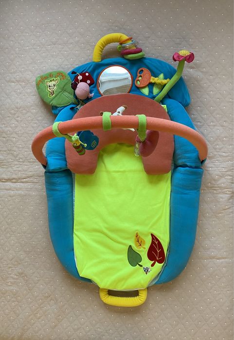 Продам игровой детский коврик Vulli