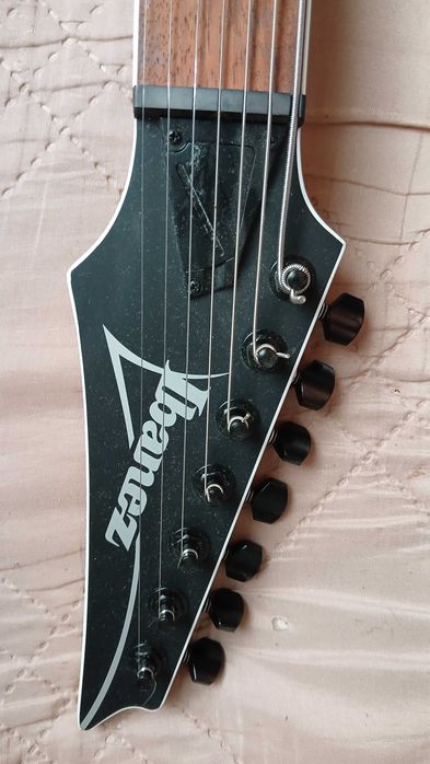 Ibanez RG 7421, 7 струнна електрическа китара