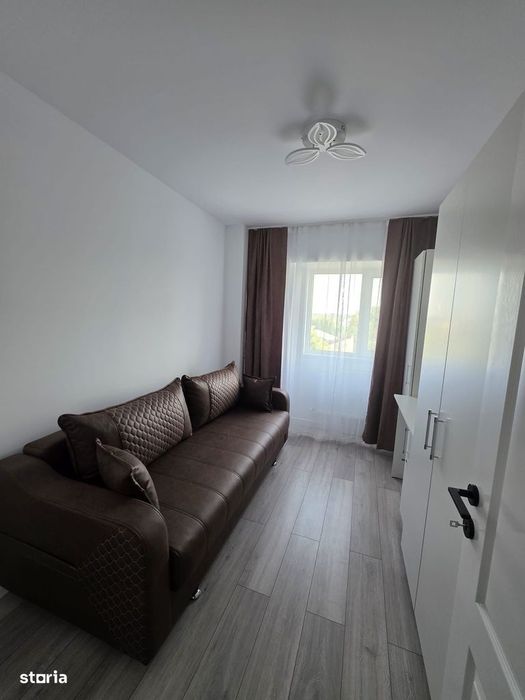 Apartament 3 camere de inchiriat
