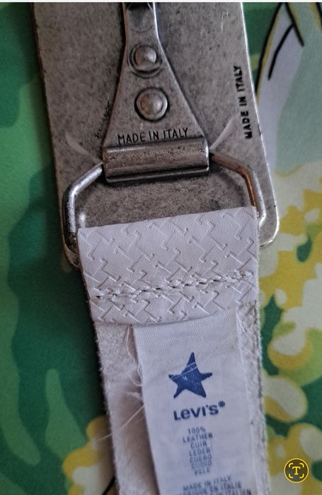 Риза Levi's - р-р М; колан Levi's