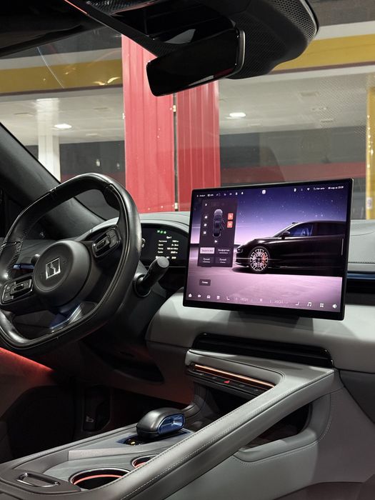 Zeekr 001 Yu Pozitsa