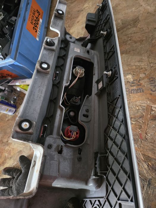 Lampa stop renault trafic an 2015 pret bucata