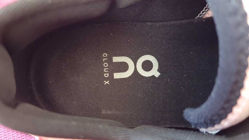 Adidasi alergare On Running Cloud Helion X3 marimea 40,5 zero km