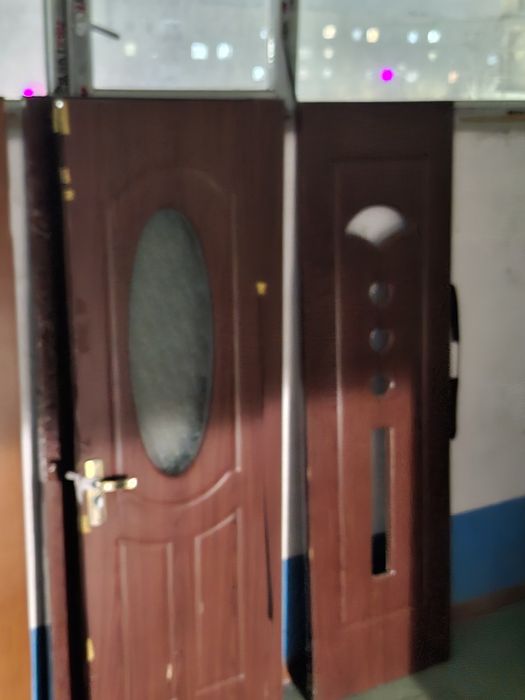 Продаю дверь.6шт