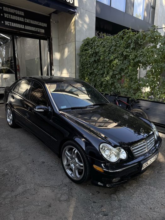 Mercedes W203 сотилади