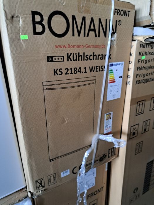 Нов хладилник с вътрешна камера Bomann