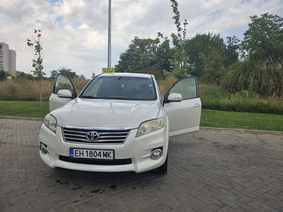 Toyota   Rav.  4