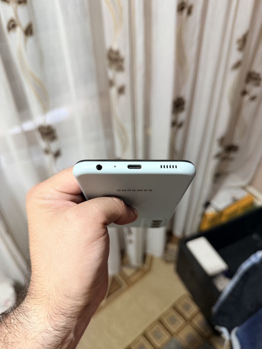 Samsung Galaxy M13 64GB 4GB RAM Garantie !