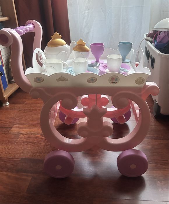 Количка за сервиране на Disney