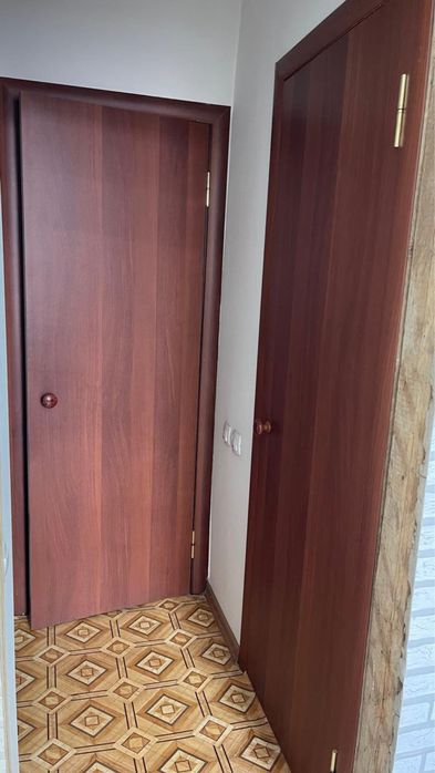 Продам межкомнатные двери