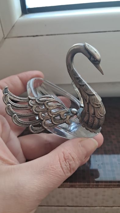 Set de bomboniere din sec xx,realizate din cristal si argint.