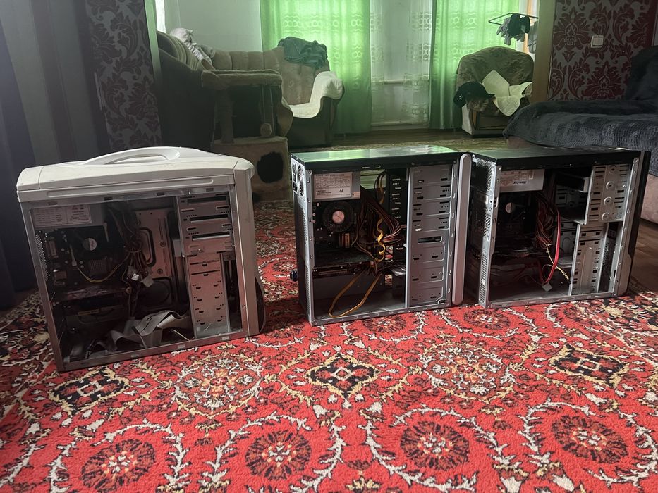 Мониторы и системники