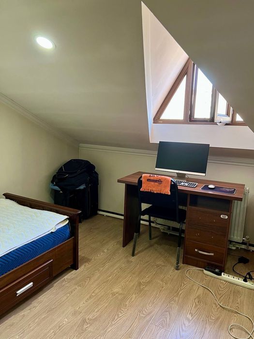 Квартира двухуровневая с обстановкой