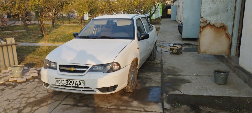 Нексия-2  год выпуска 2009 обег 97000км мотор SONS  INJECTOR