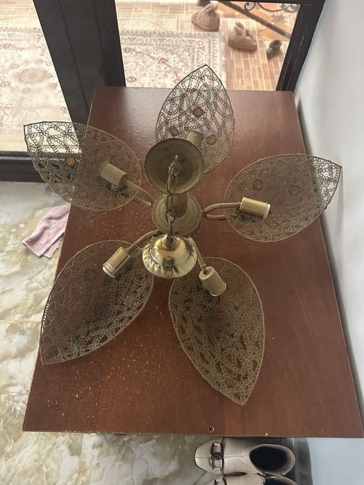 Люстры с пятью лампами