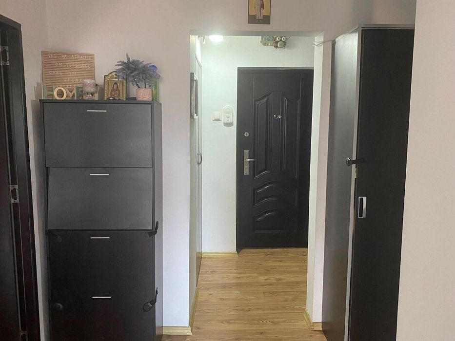 Apartament cu 2 camere  transformat în 3