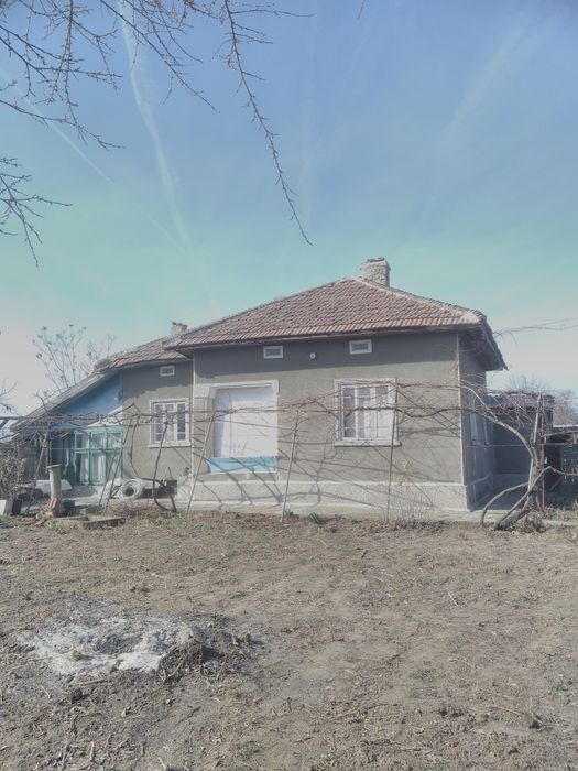 Продава се Къща в с. Косара, Област Силистра - 200 кв.м за 46 €/кв.м - Снимка #1