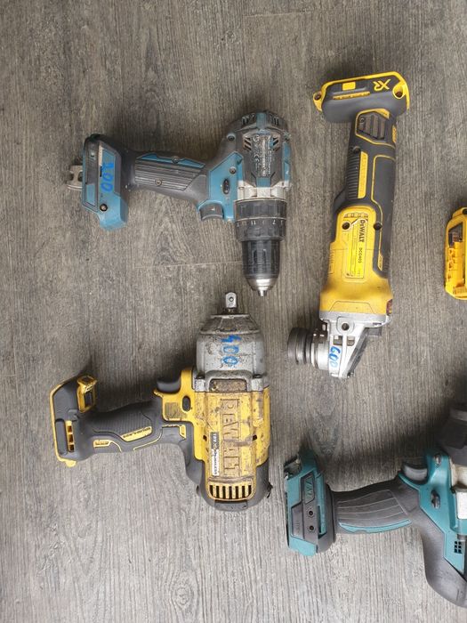 Scule Makita și Dewalt