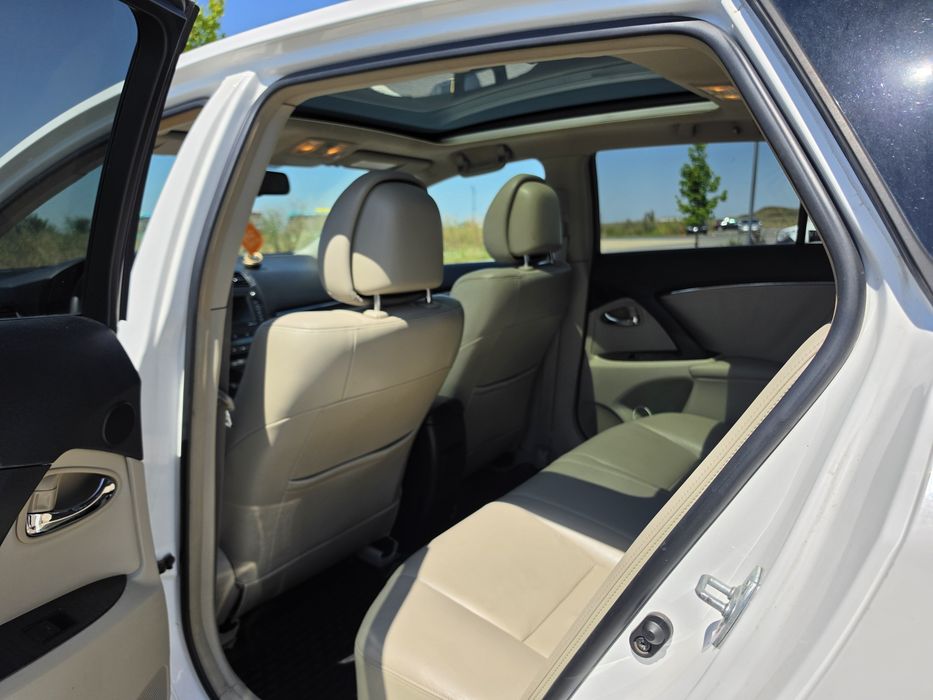 Toyata Avensis Euro 5 automată extra-full