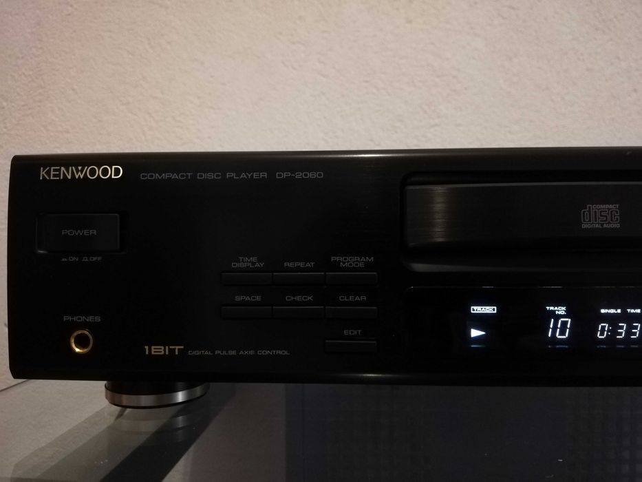 CD Player KENWOOD model DP 2060 - Impecabil/Vintage/made in Malaysia