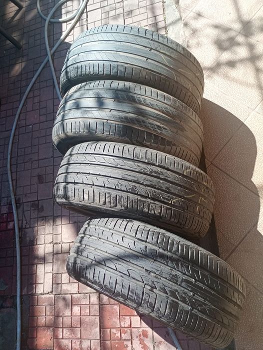 Set anvelope vara 225/45/157