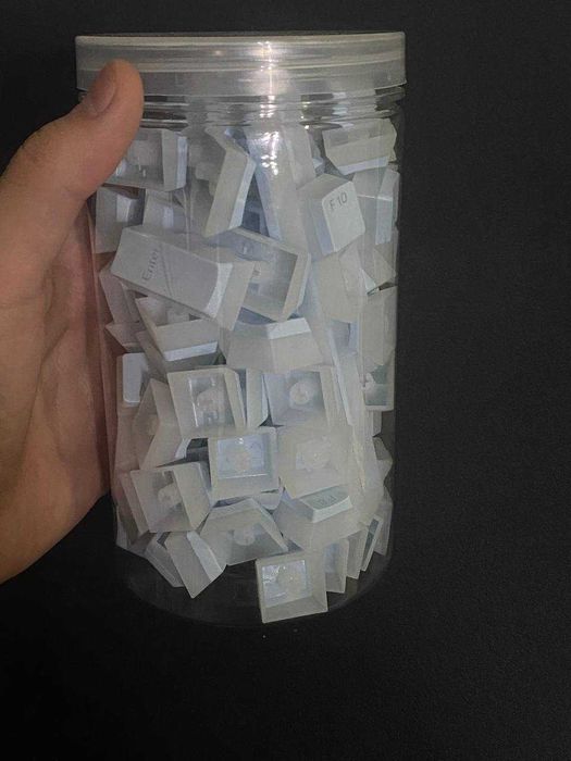 PBT PUDDING KEY CAPS 
количество : 130 цвет: SKY BLUE